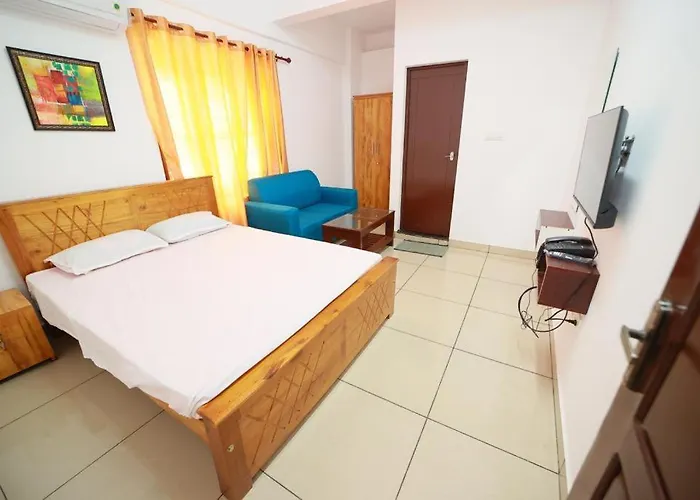Cr Residence, Attingal