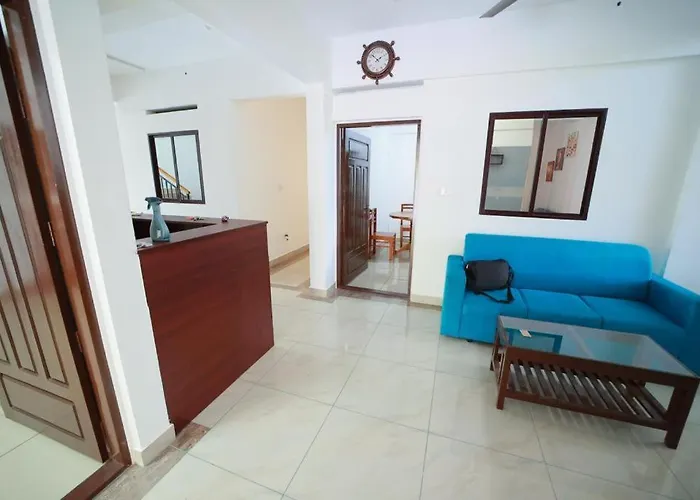 Cr Residence, Attingal
