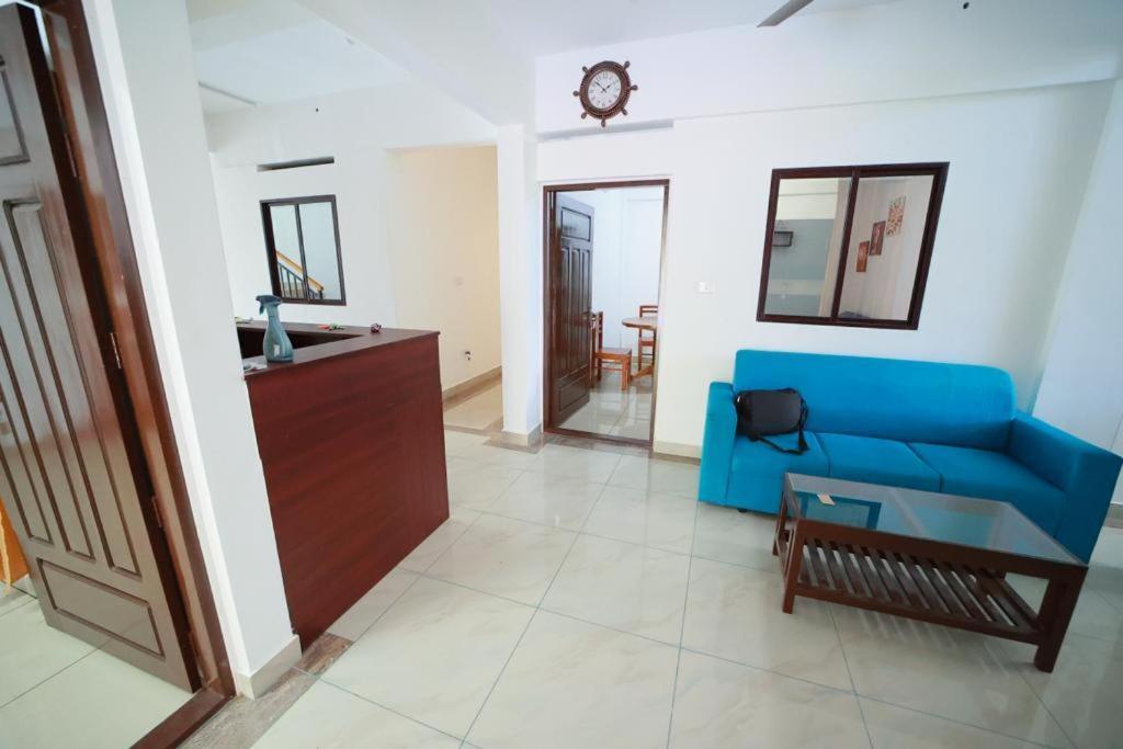 Apartment Cr Residence, Attingal